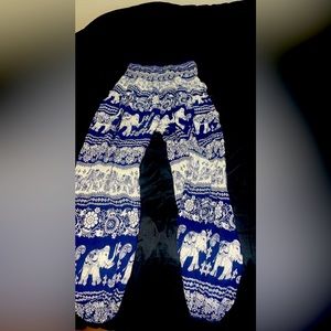 Super cute used boho pants